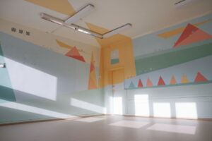 Read more about the article MURAL KLASOWY W SZKOLE PODSTAWOWEJ W BIAŁYMSTOKU
